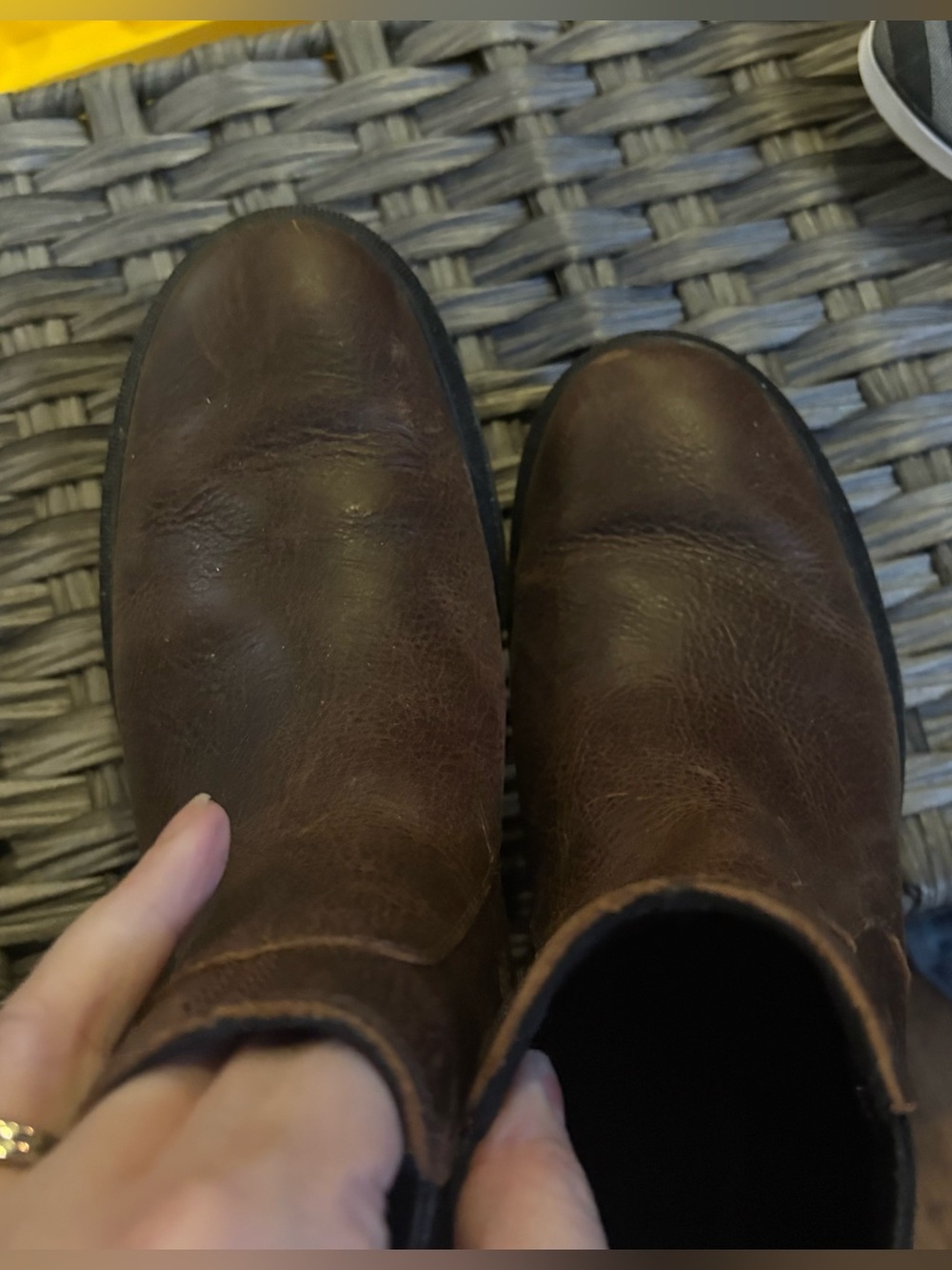 Timberland Men's Brown Leather Chukka Boots